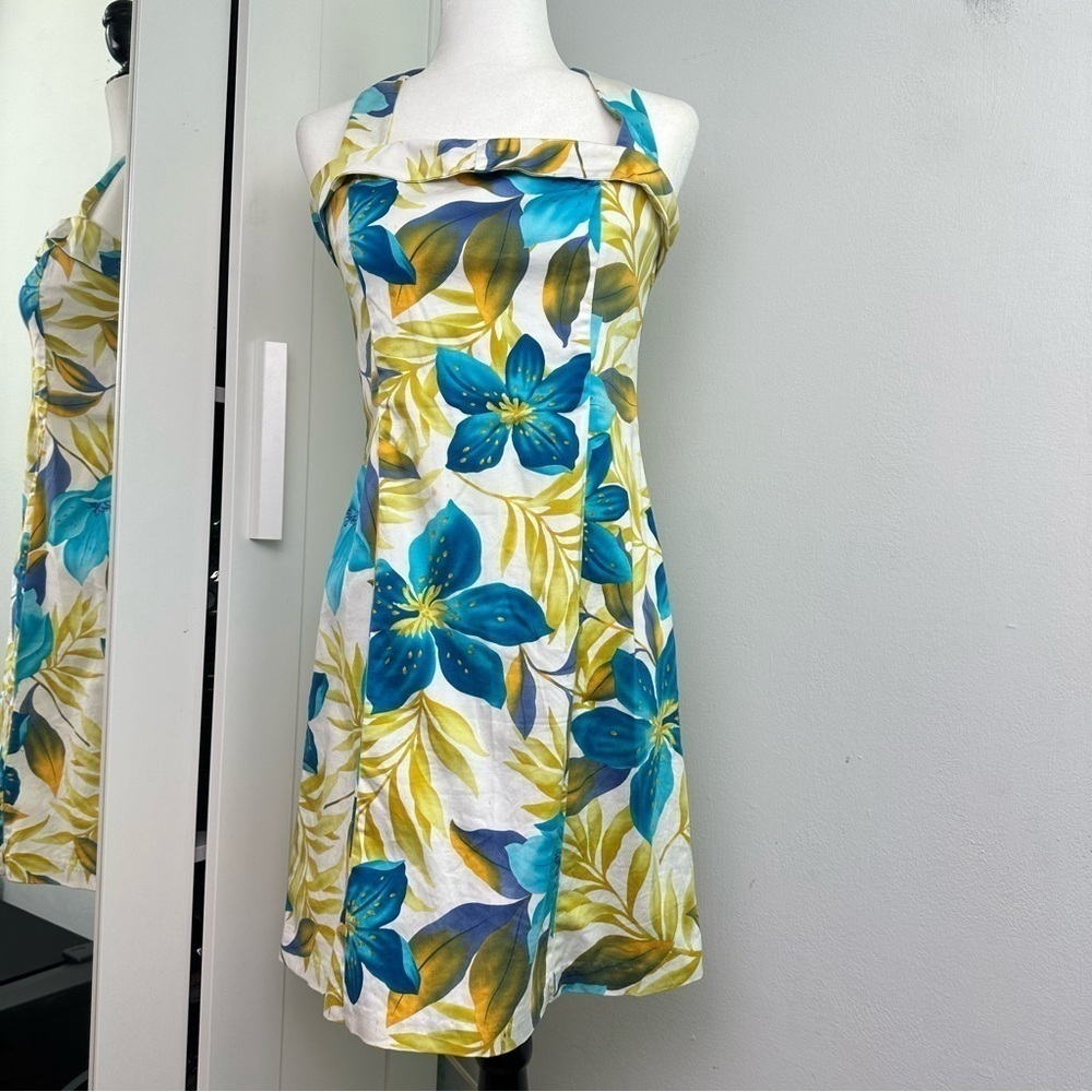 Alyn Paige Floral 1950's Inspired Halter Sundress Size 9/10